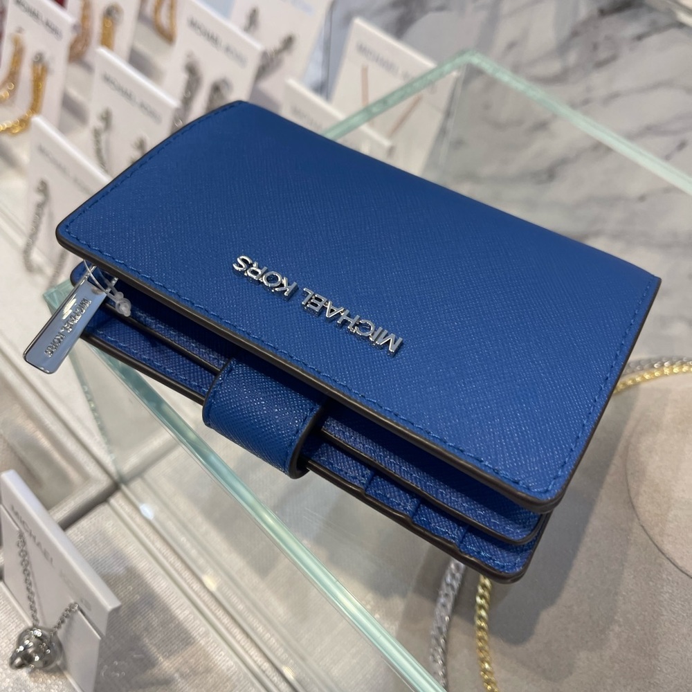 MICHAEL KORS Medium Saffiano Leather Bifold Wallet
Galaxy Blue 
NWT - Picture 13 of 16